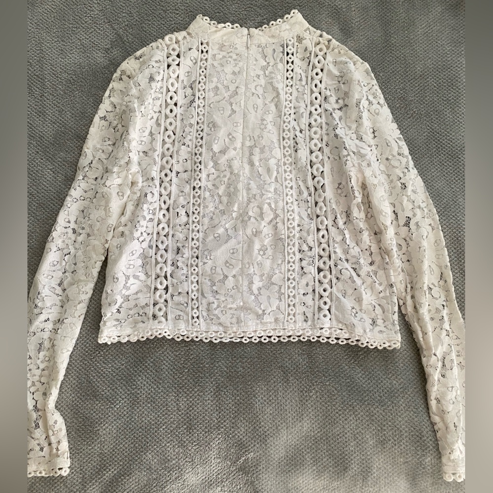 Bebe White Lace Detail Top - Picture 3 of 4